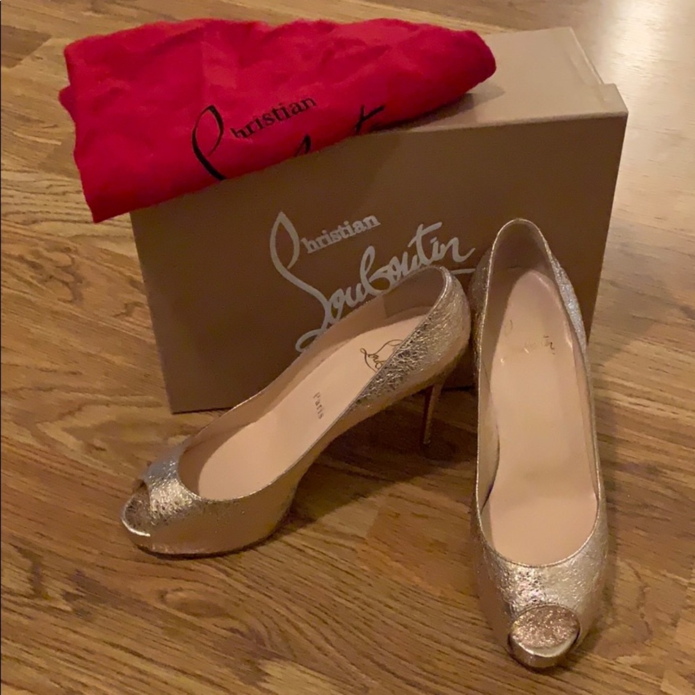 Peep Toe Louboutins